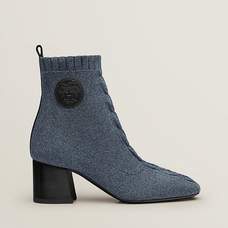 上品でカジュアル♡【HERMES】Bottines Volver 60 ブーツ